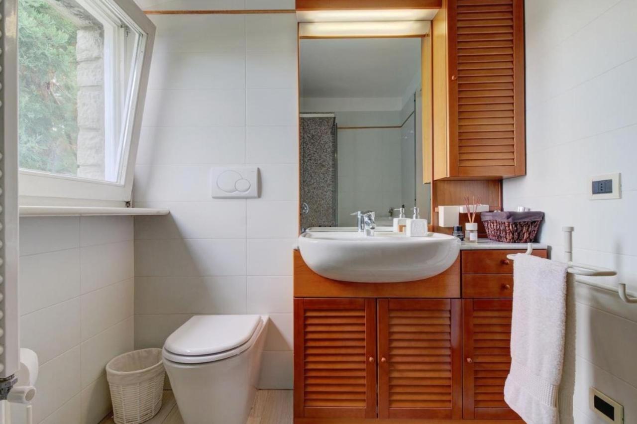 Apartment Tobia View By Halldis Como