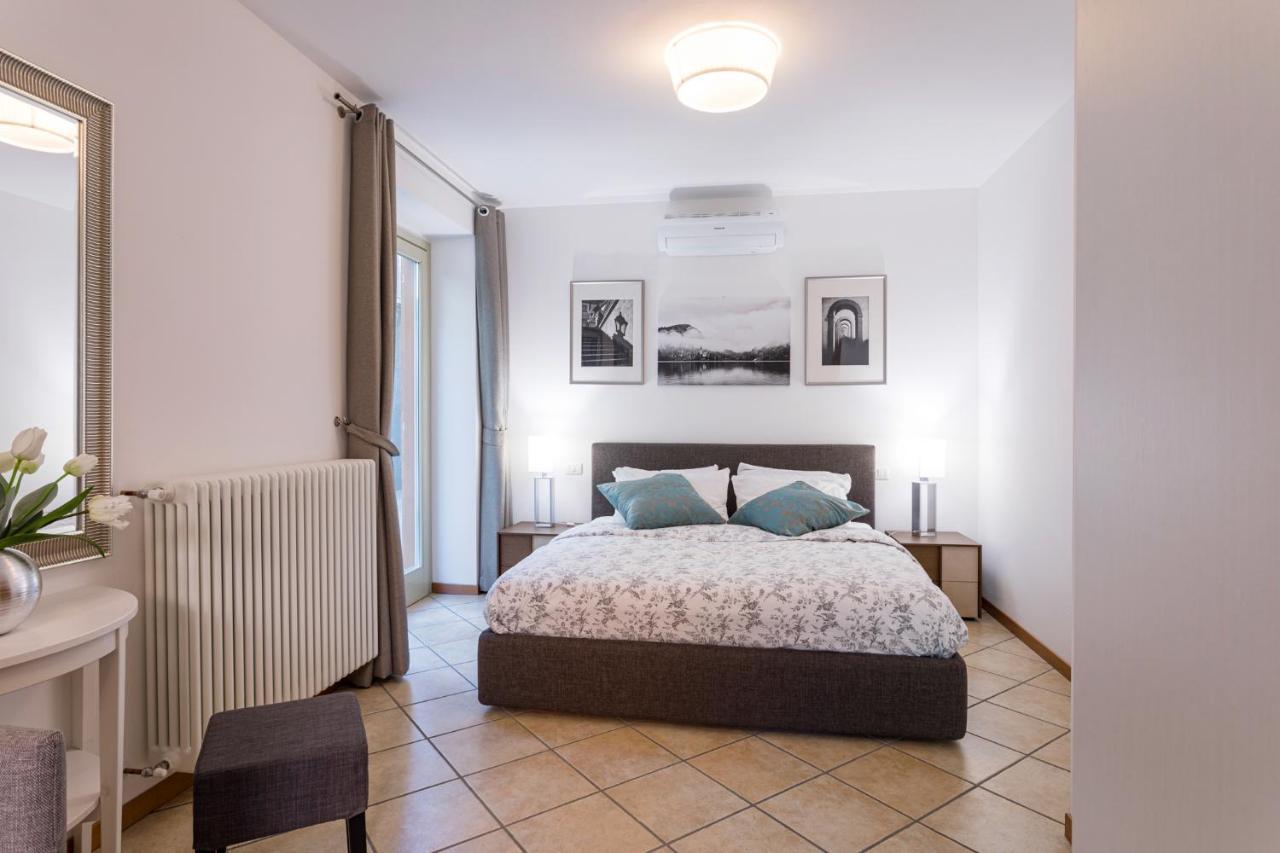 Il Patio Varenna Pool Sleeps 6 Apartment Perledo
