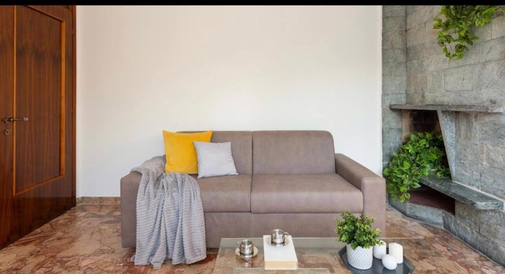 Diamond Apartment *