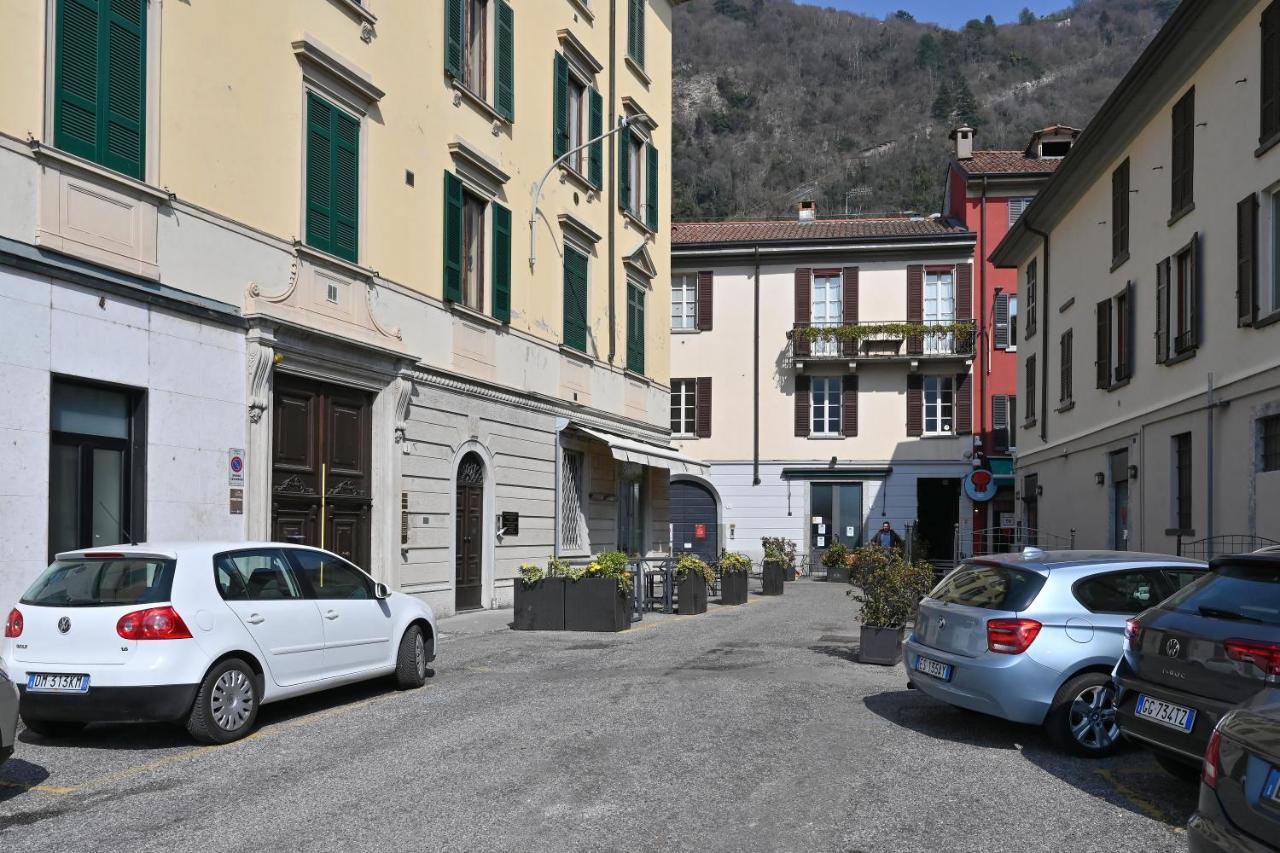 Lakesweetlakecomo *