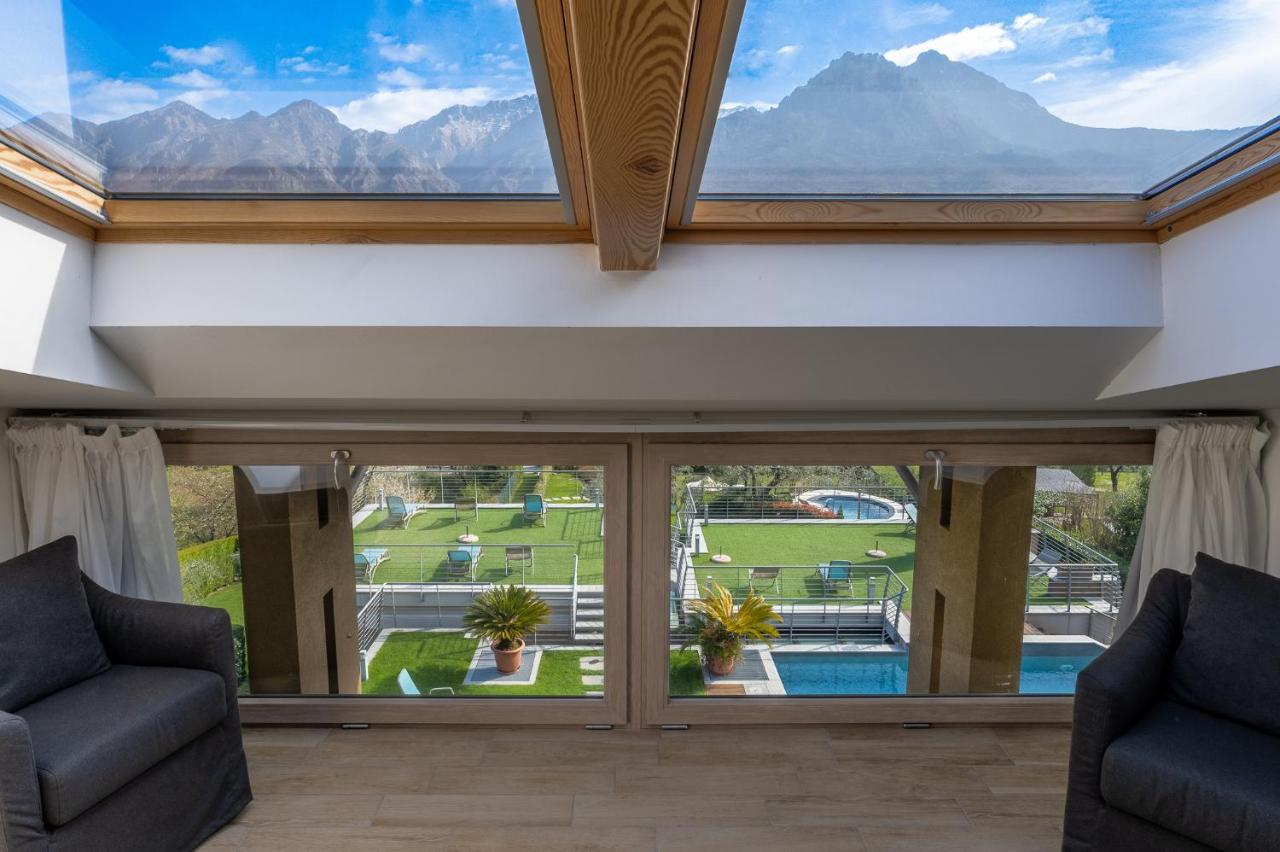 Bellagio Village- 4 Apartments By The Lake - Seasonal Warm Pool And Sauna *