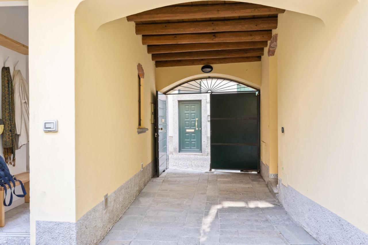 Appartamento La Nassa - Affitti Brevi Italia *
