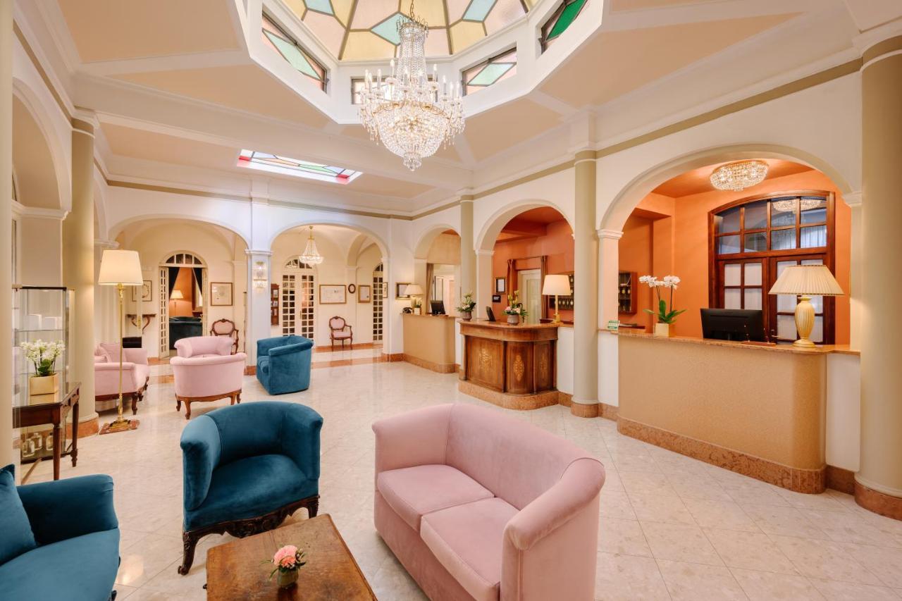 Royal Victoria, By R Collection Varenna