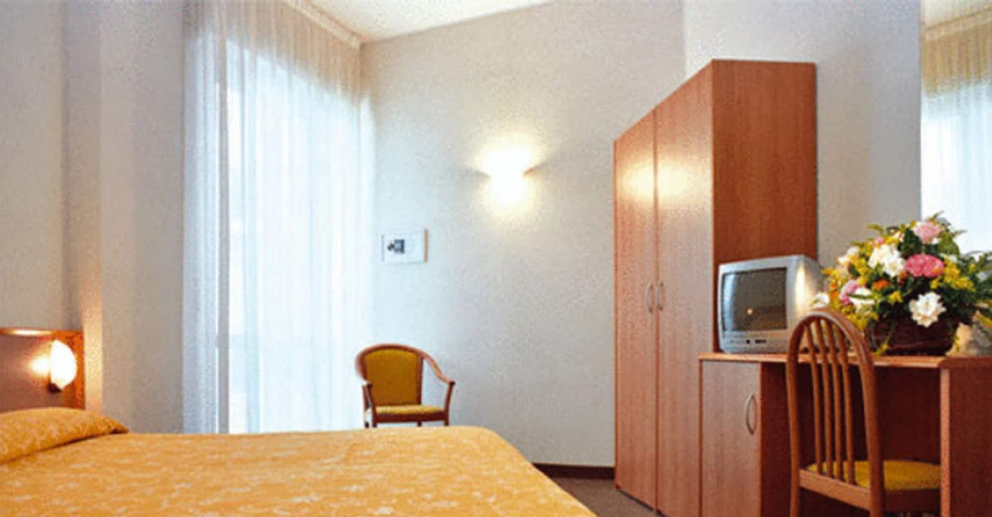 Engadina Hotel 3*