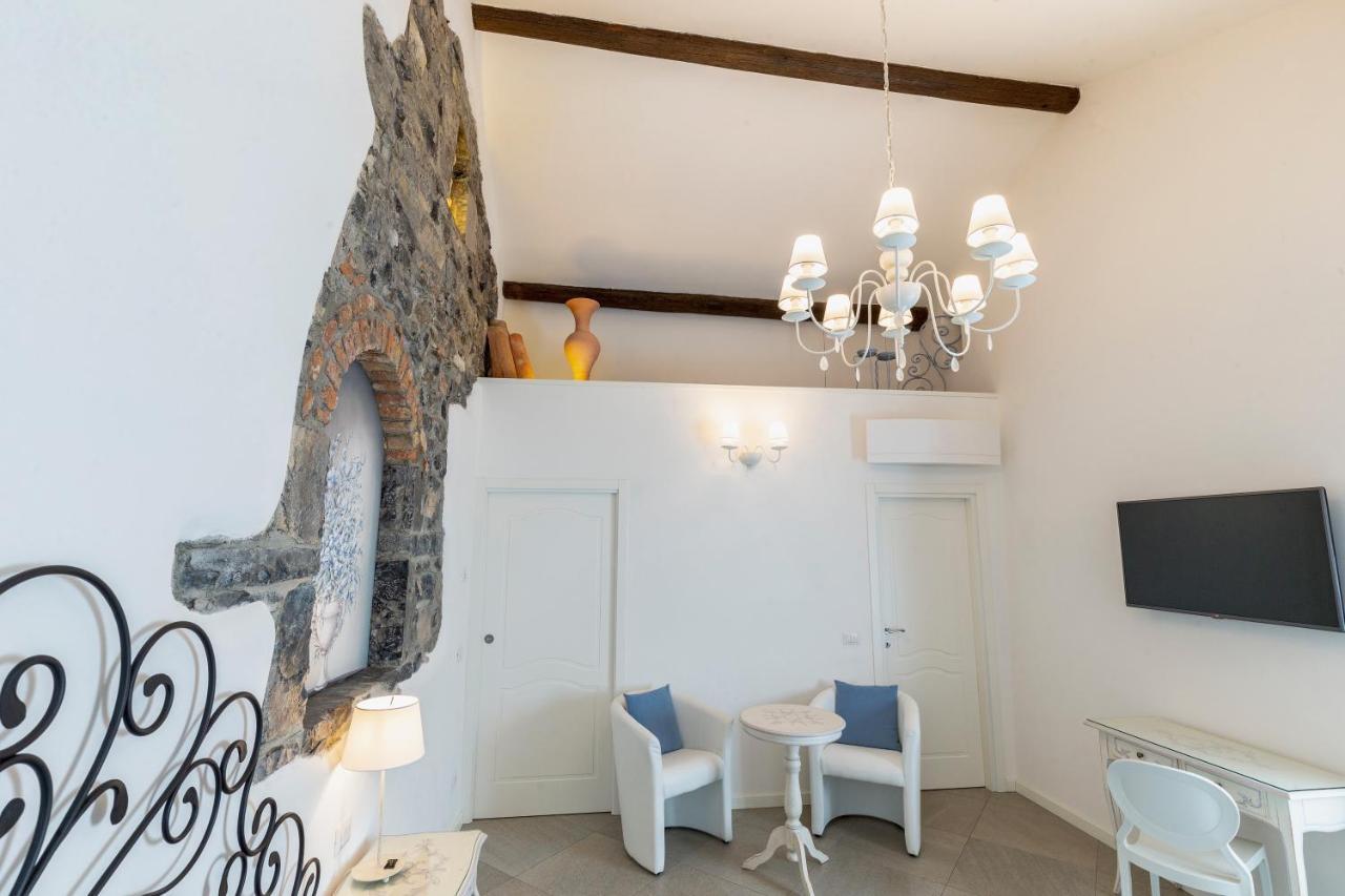 Casa Contrada Bella