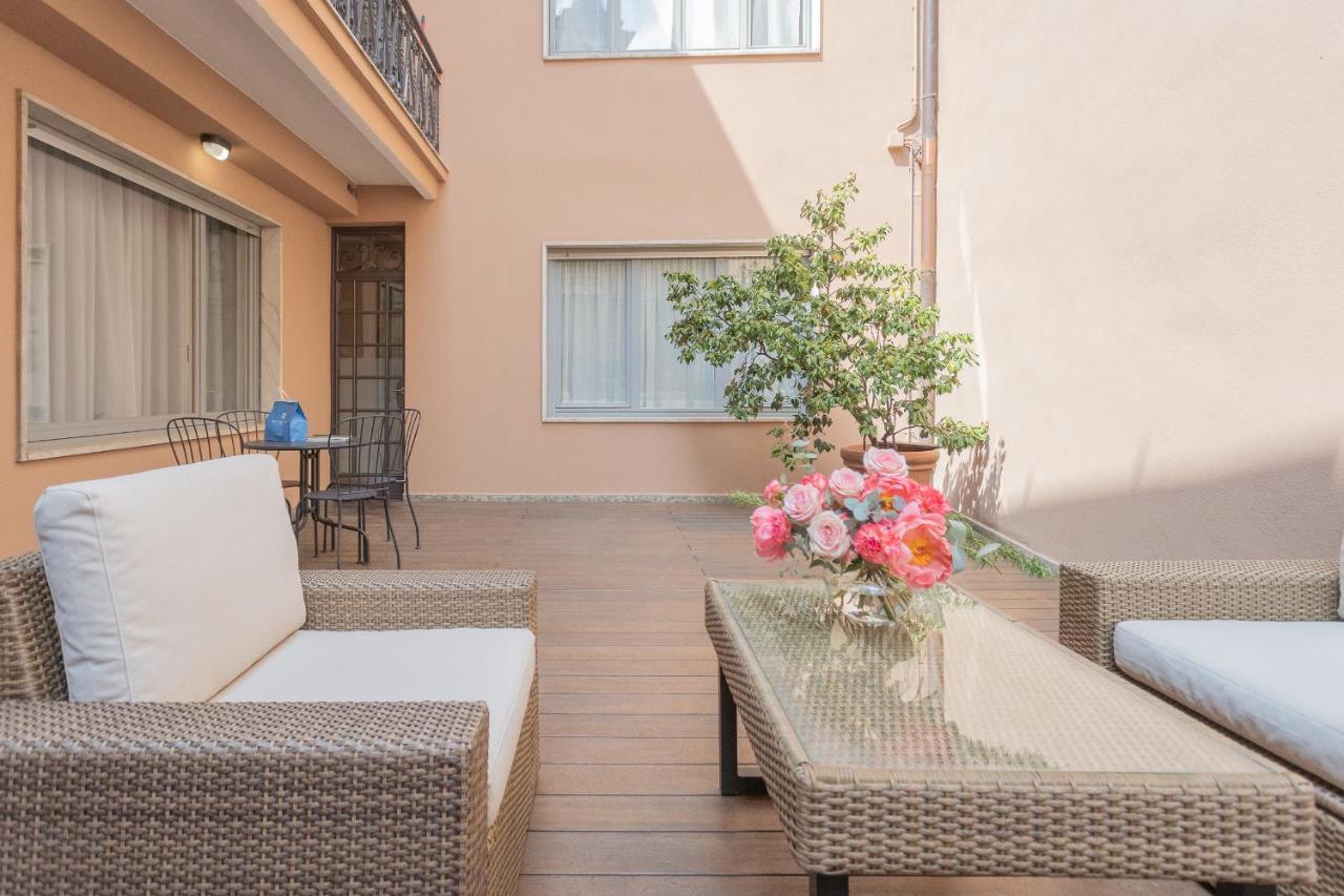 Boutique By Rent Apartment Como