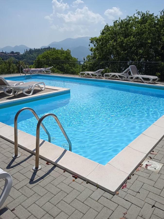 Il Patio Varenna Pool Sleeps 6 Apartment