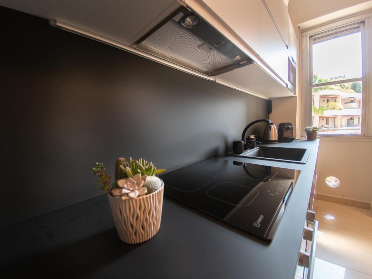 Sium's Apartment Como