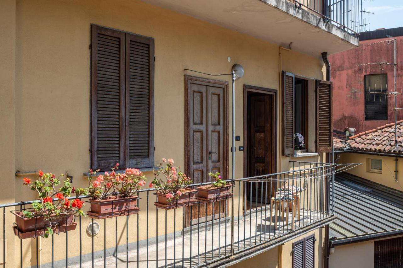 Renovated Apartment Como