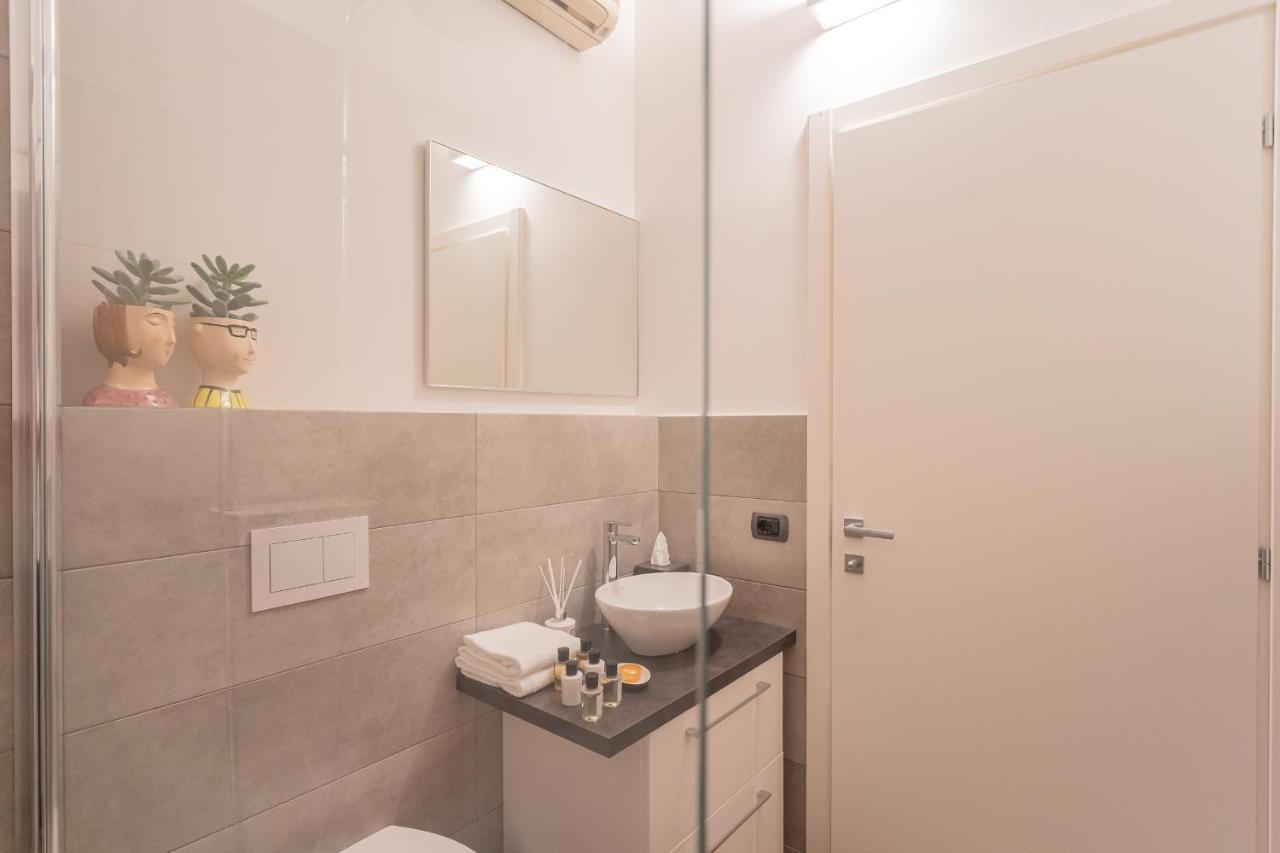 Apartment By Rent Como