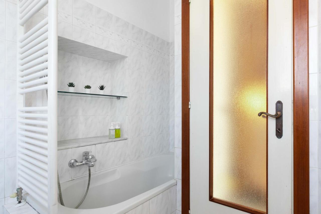 Apartment [villa Lecco] Free Wi-fi, Parking&bike Service *