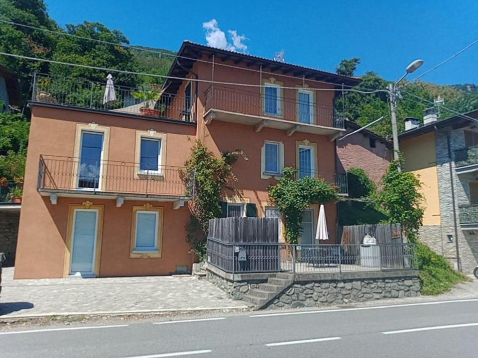 Apartment My Holiday- House La Gemma Gera Lario