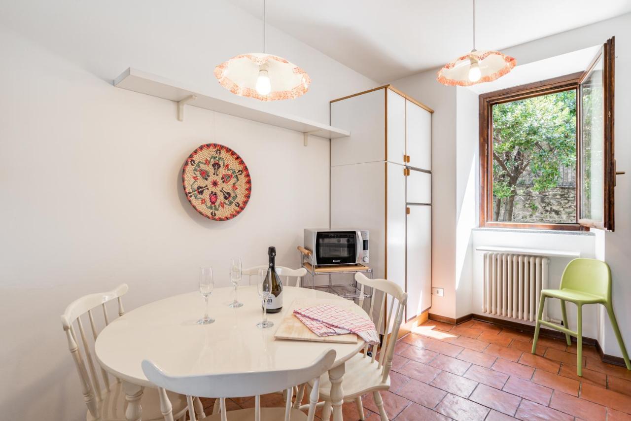 Apartment Apt With Private Parking & Shared Pool! Nesso