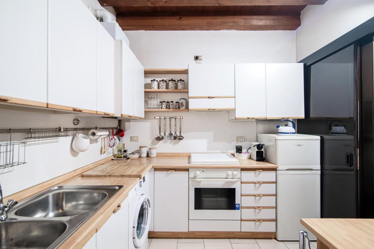 Il Balcone Della Corte - Downtown Apartment