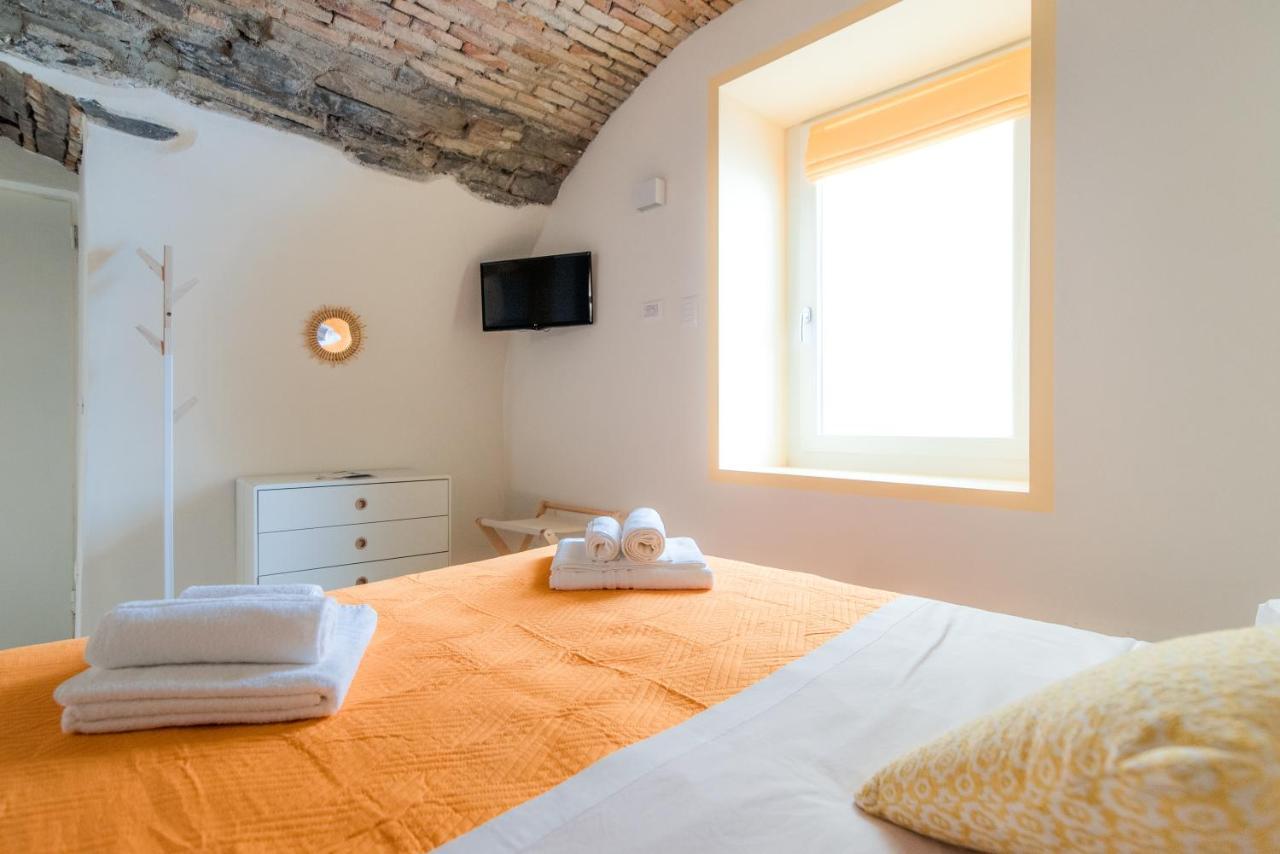 La Casa Dei Tre Pesci - Alborella Apartment *