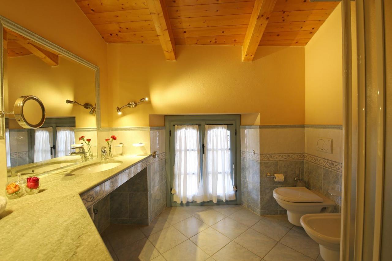 Palazzo Del Vicere * Lezzeno