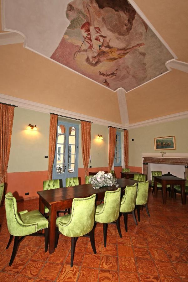 Palazzo Del Vicere * Lezzeno