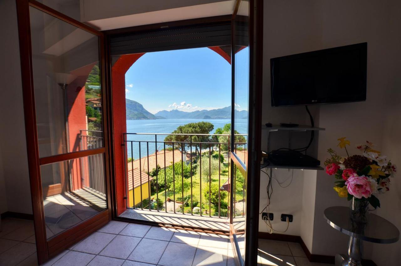 3-bedroom Lakefront Lakeview