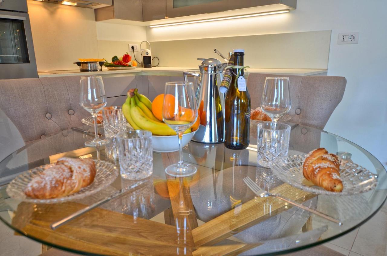 Felice Sul 2-bedroom Lakeview Apartment Menaggio