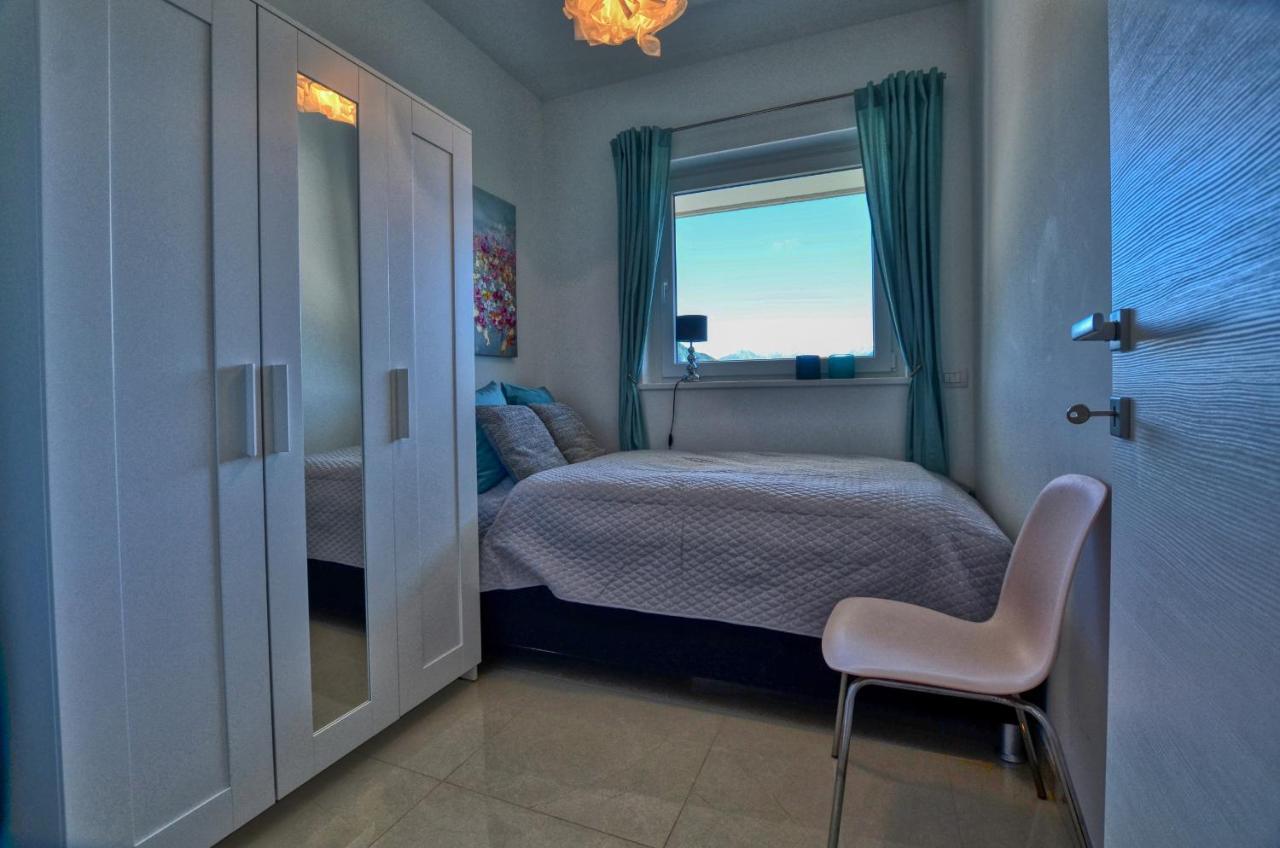 Felice Sul 2-bedroom Lakeview Menaggio