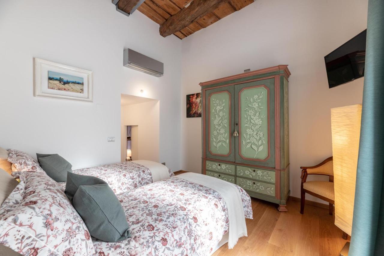 Boutique By Rent Apartment Como