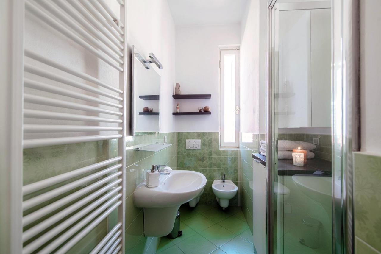 Anna's Super Cozy Flat, With A/c, High Speed Wifi, Near The And Public Transport