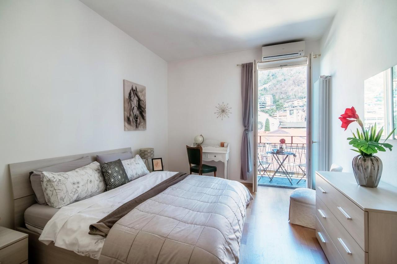 Anna's Super Cozy Flat, With A/c, High Speed Wifi, Near The And Public Transport Appartamento