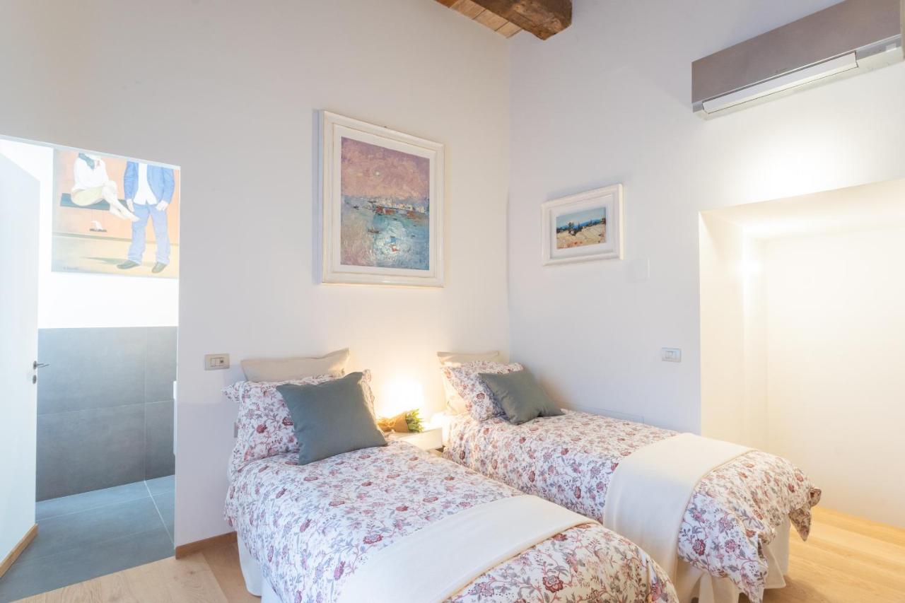Boutique By Rent Apartment Como