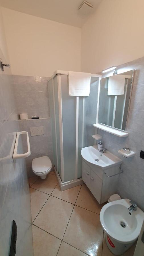 Bed & Breakfast Beb I Portici Cernobbio