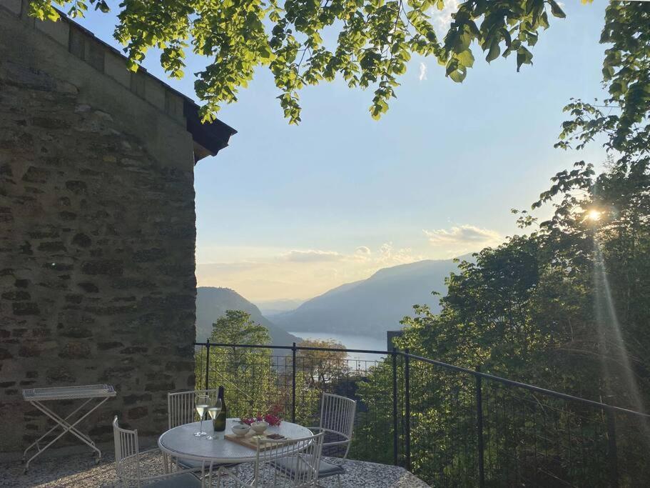 Casa 1000fiori * Faggeto Lario