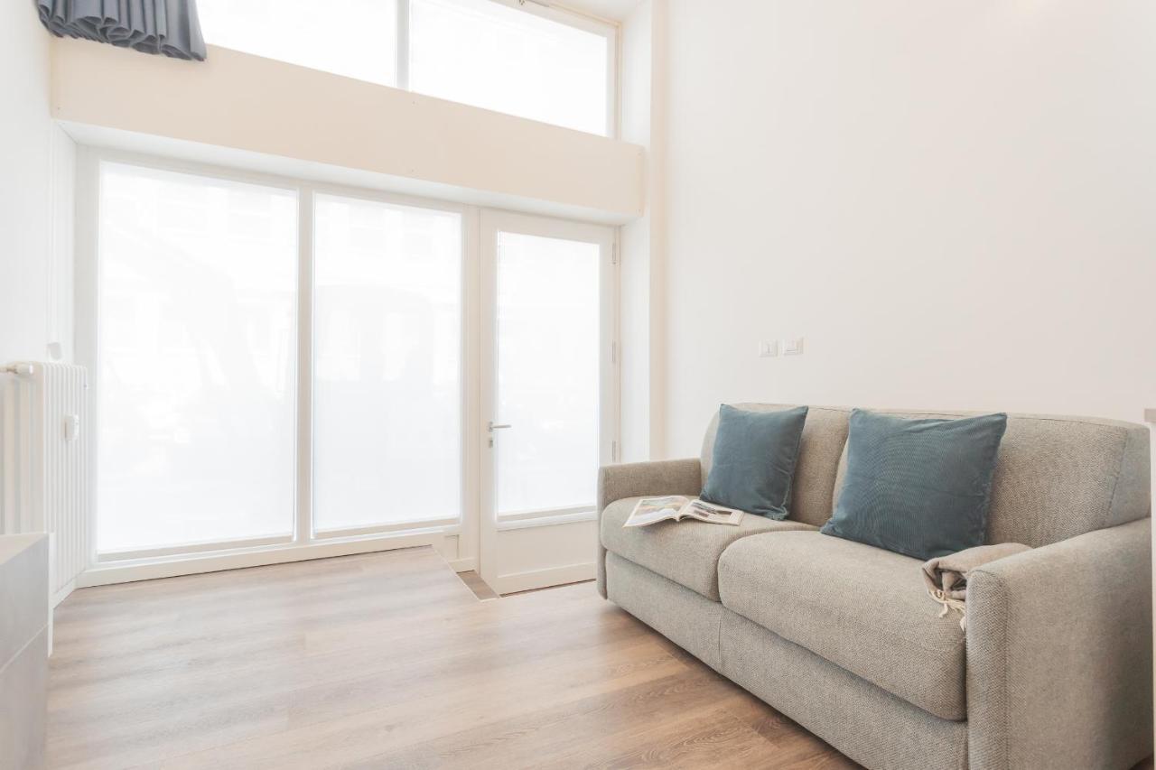 A Step From The Dome By Rent Apartment *