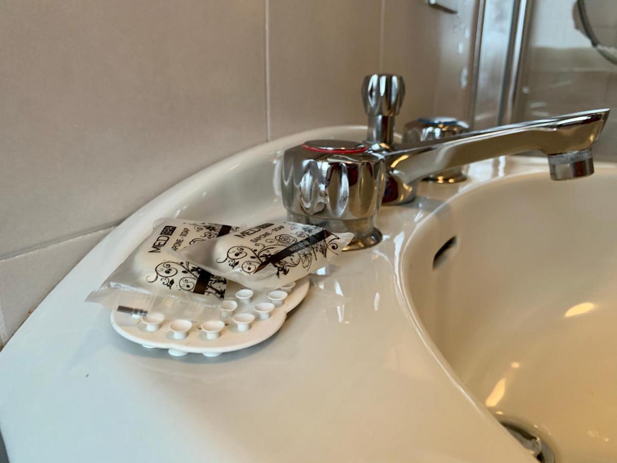 Mamma Ciccia - Lake Front Apartment, Beach And Swimming Pool * Lierna