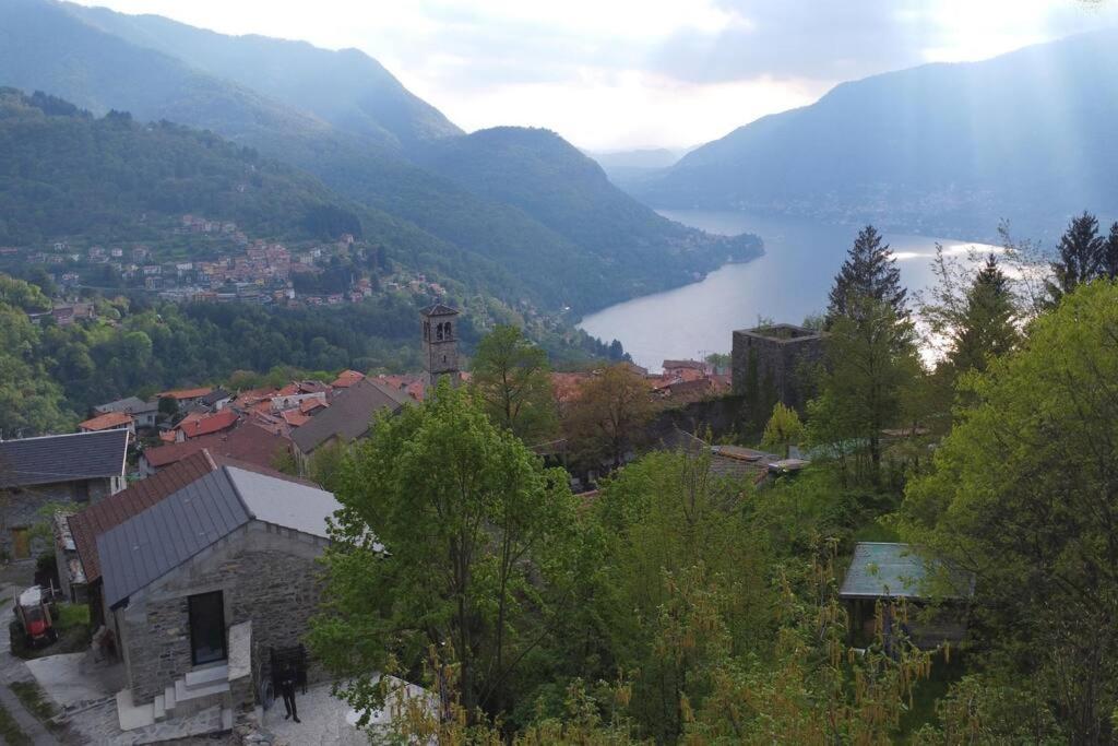 Casa 1000fiori * Faggeto Lario