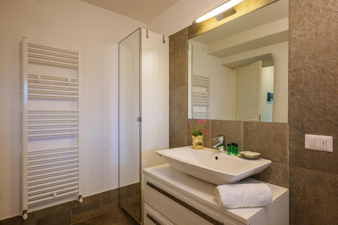 Aparthotel Girasole Casa Rossa B Colico