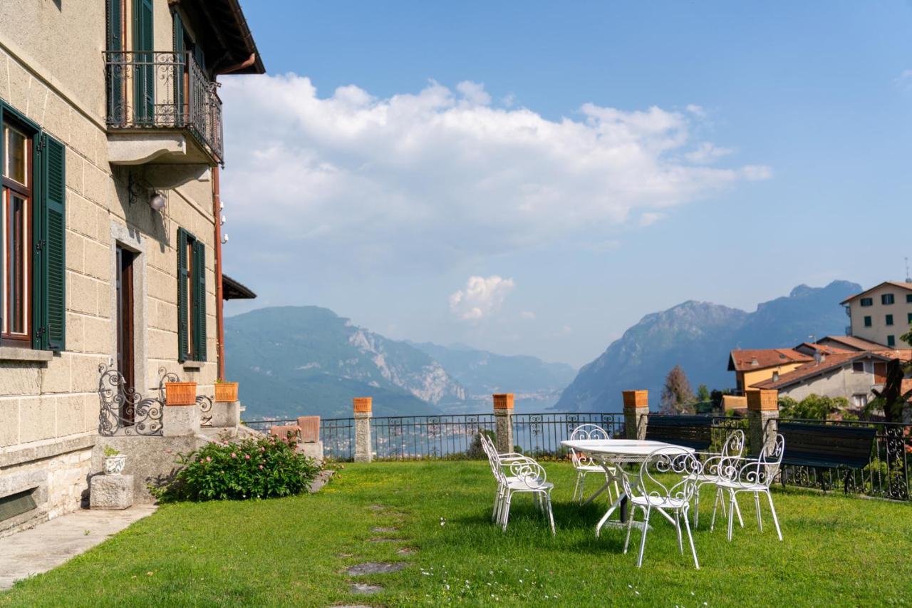 Family With Stunning View By Wonderful Italy Civenna