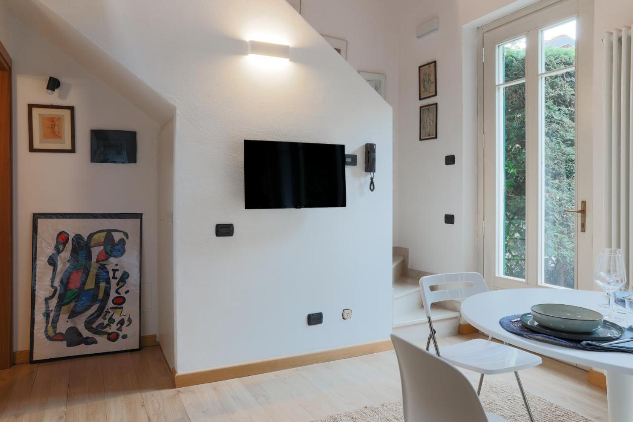 The Artist's Nest - By My In * Côme