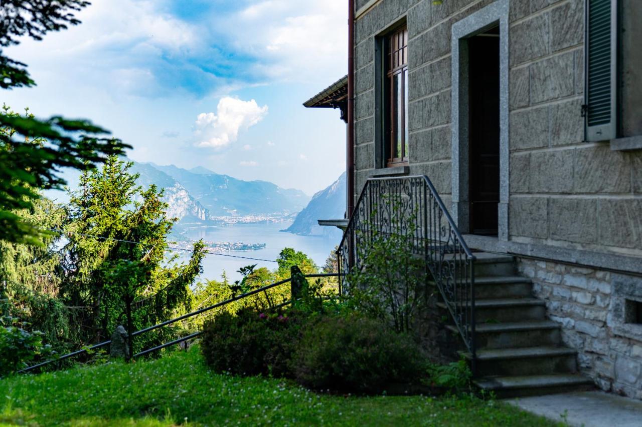 Family With Stunning View By Wonderful Italy Villa