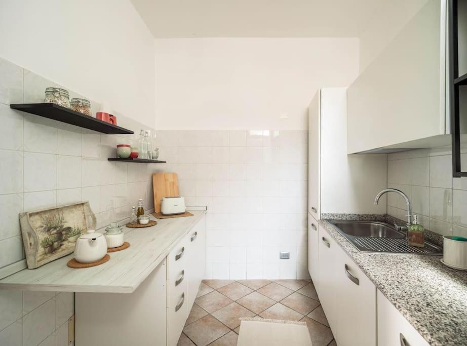 Leoni - Charming Full In Holiday home