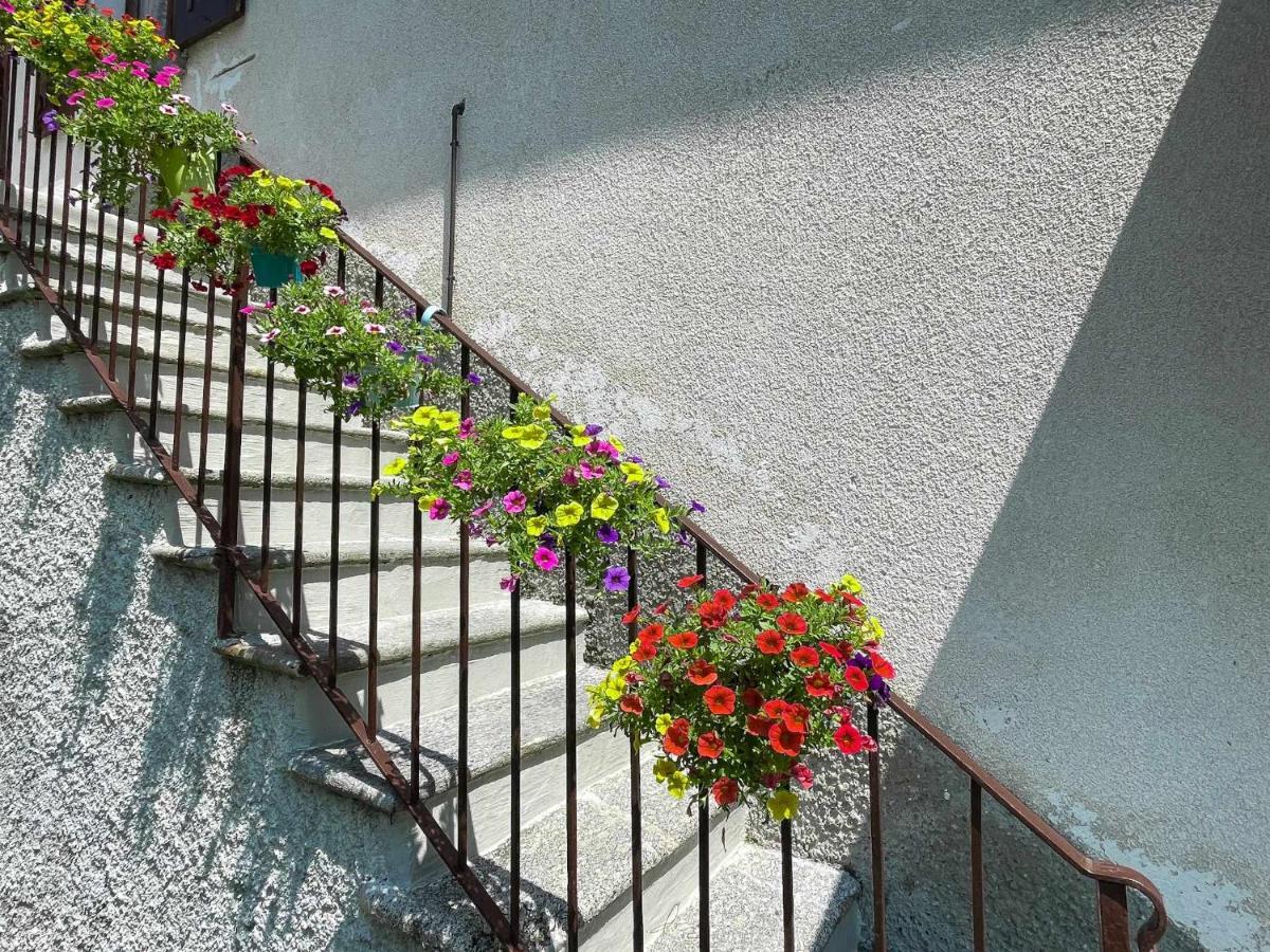 Apartment Tivano Balcone Con Vista *