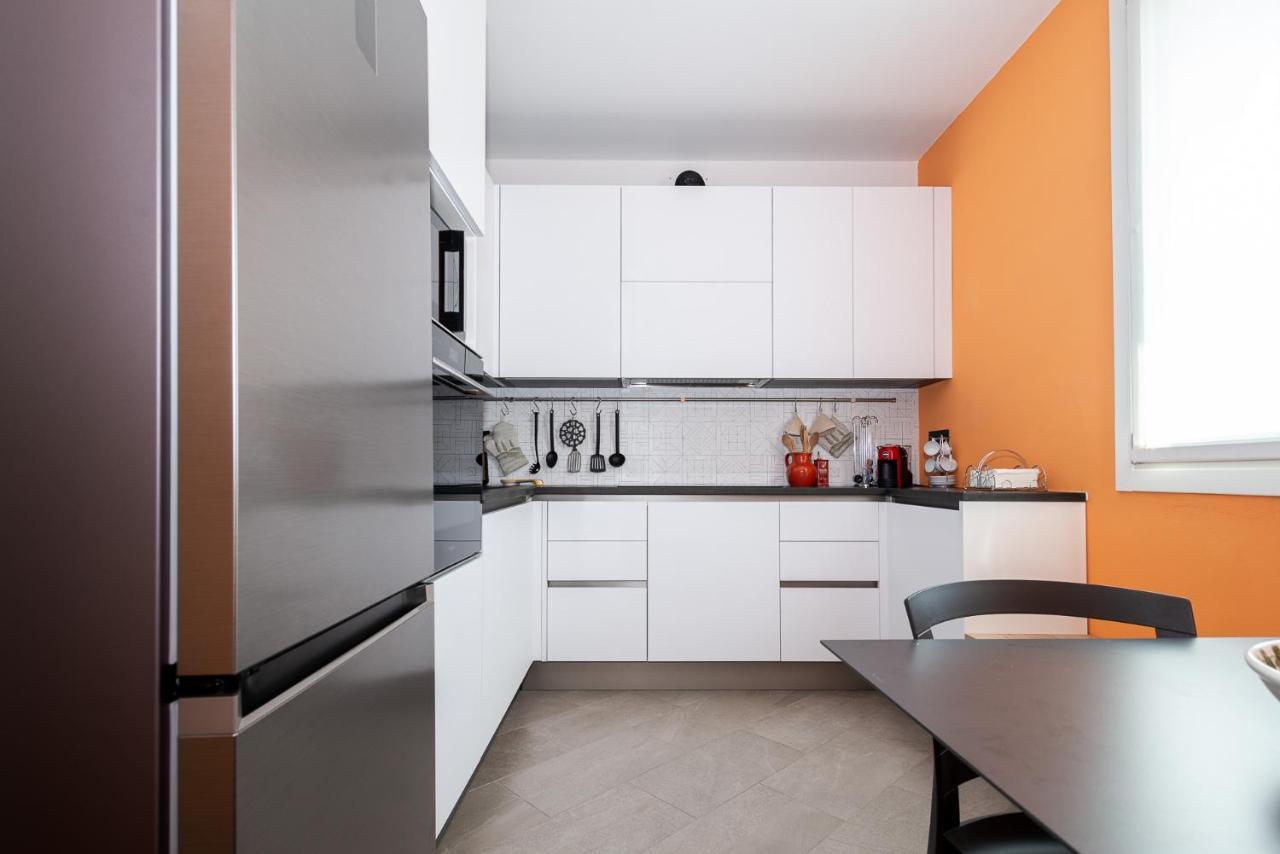 Mg House Luxury Apartment Como