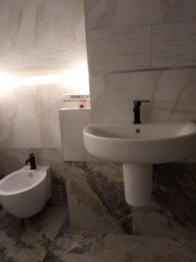 Palazzo Novecento Centro Storico Bed & Breakfast