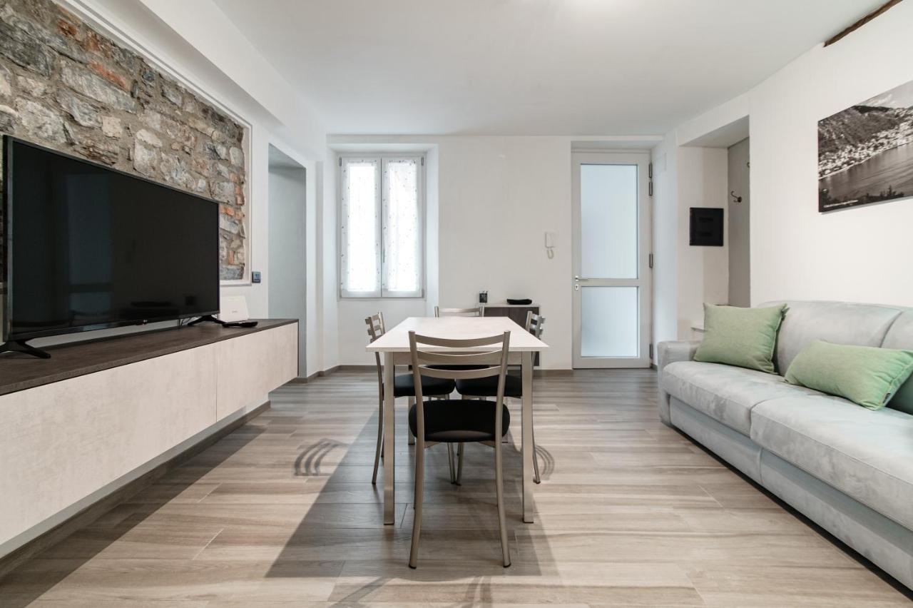Apartment Olimpia Via Vitani - The House Of Travelers Como