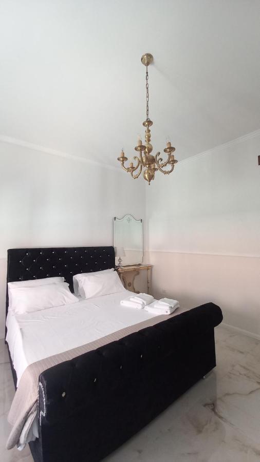 Palazzo Novecento Centro Storico Bed & Breakfast