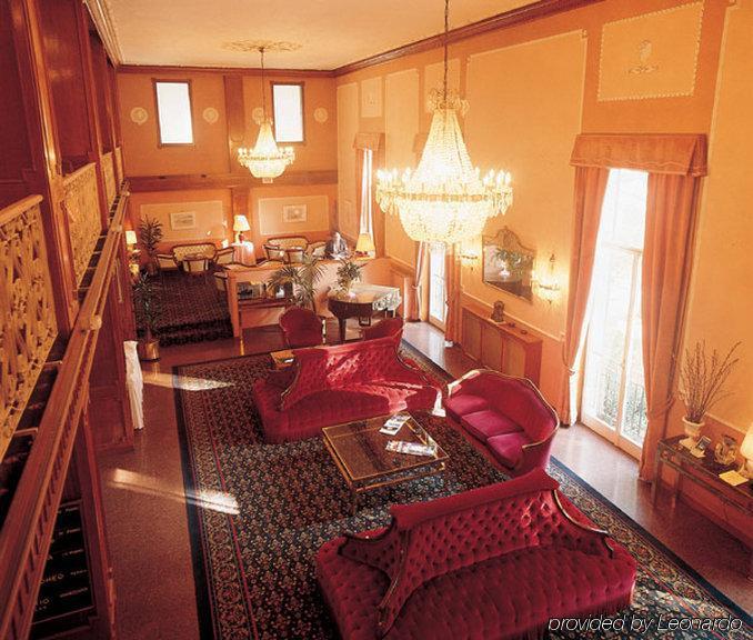 Regina Olga Hotel 4*