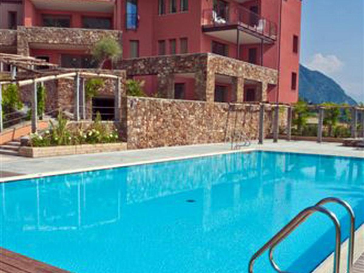 La Perla Di Sonenga - Giardino Apartment