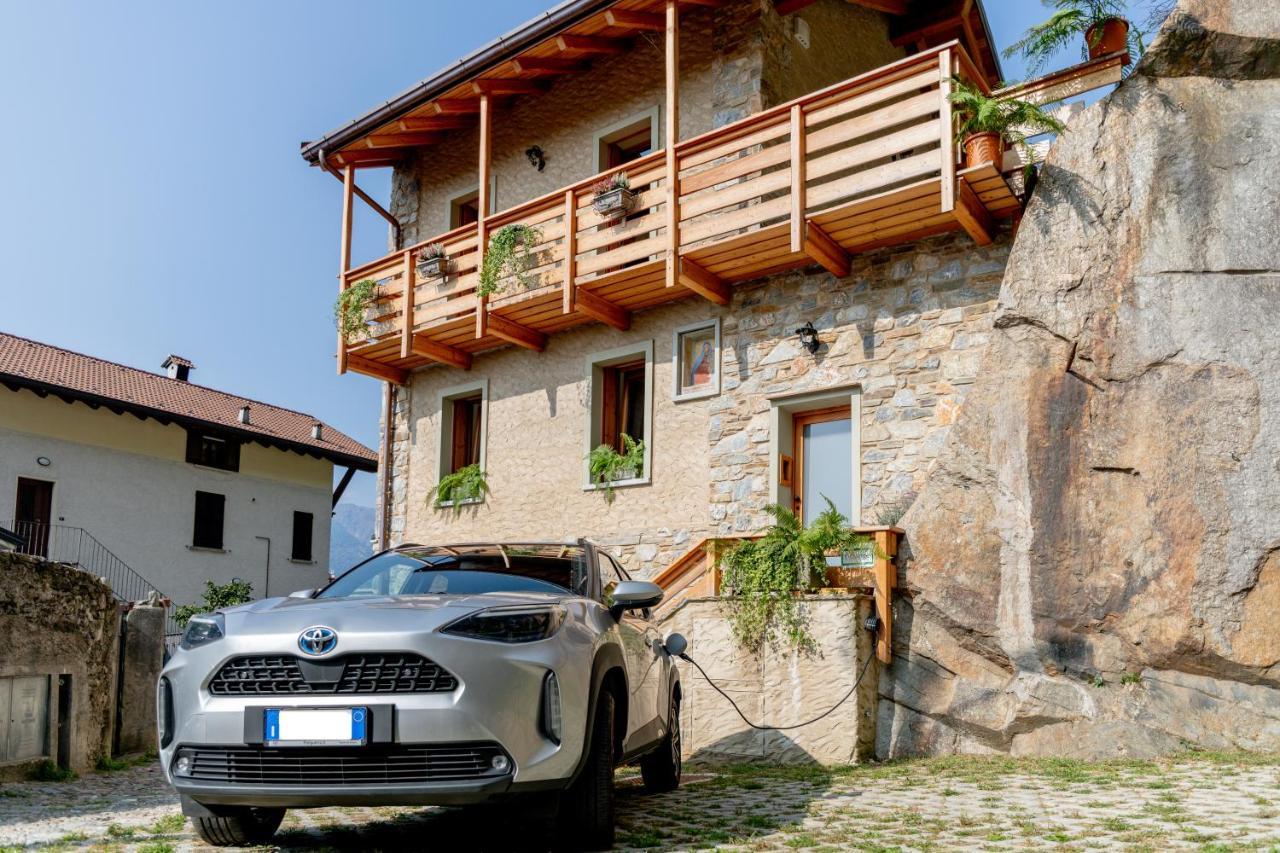 Scalotta - Wonderful Terrace And Mounts View With Apartment