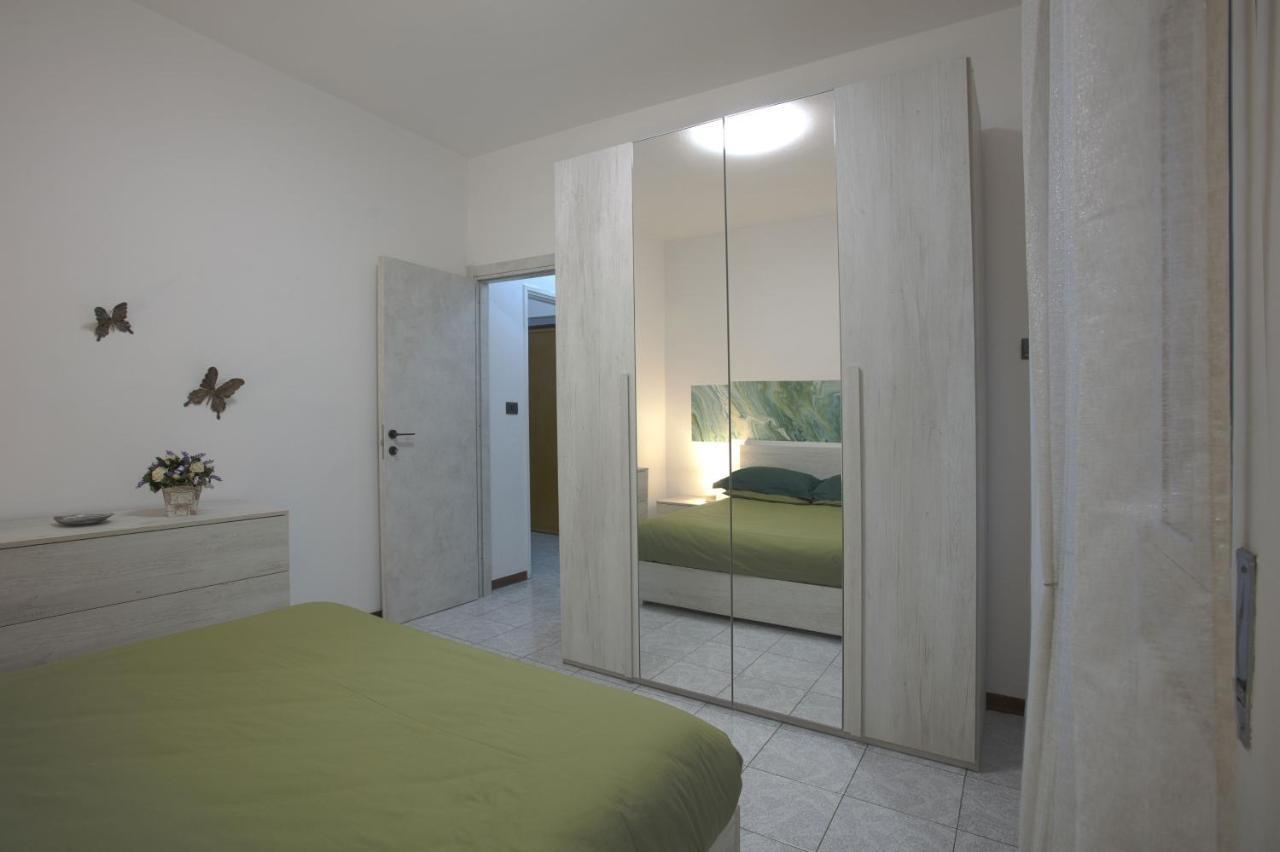 Di Lecco - Parcheggio Gratuito - Stazione Ferroviaria Apartment