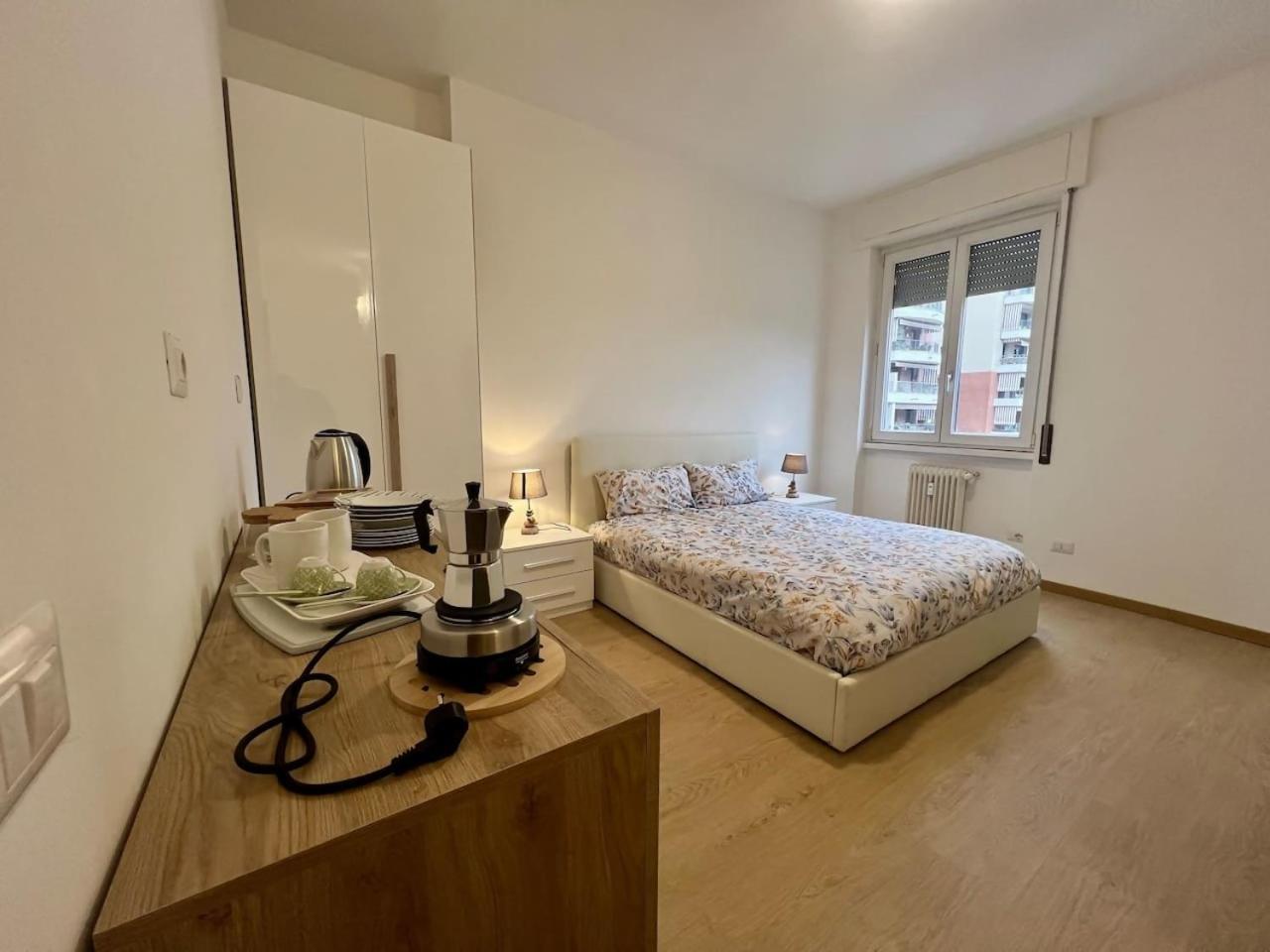 Blue's Place - Vicino Stazione Chiasso *