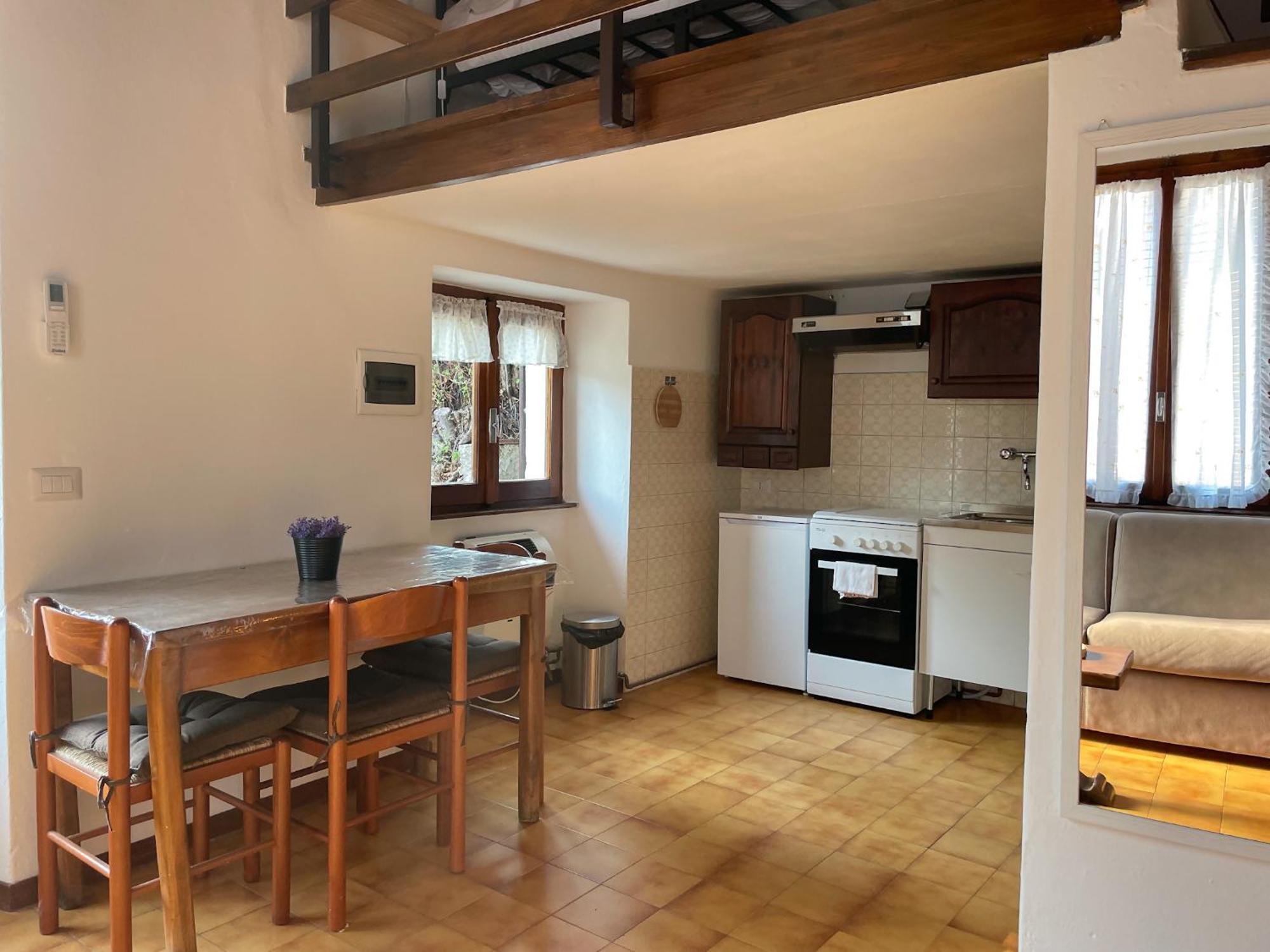 Apartment Breva Loft Tra Gli Ulivi Ed Il *