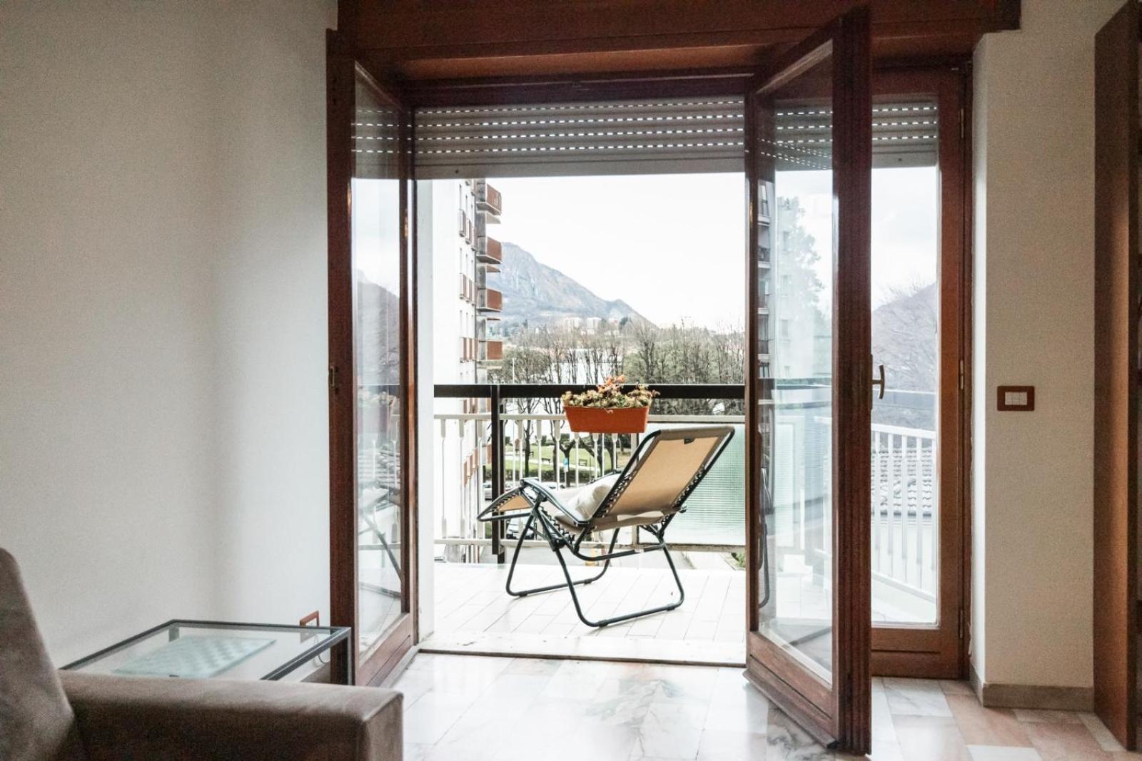 Appartamento Big Deluxe Apts Italian Style Lake&terrace